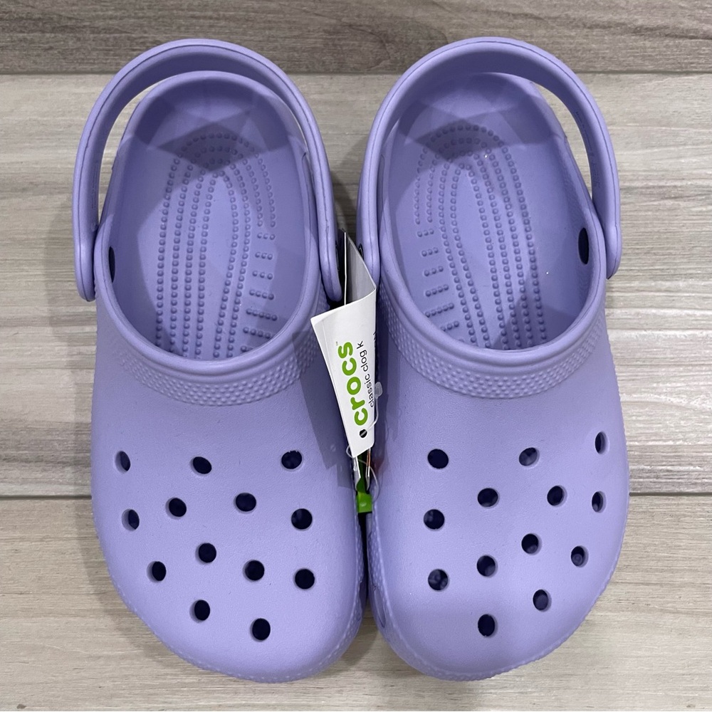 NWT CROCS Big Kids' Classic Clog Size Junior 2 (J2)- Lavender